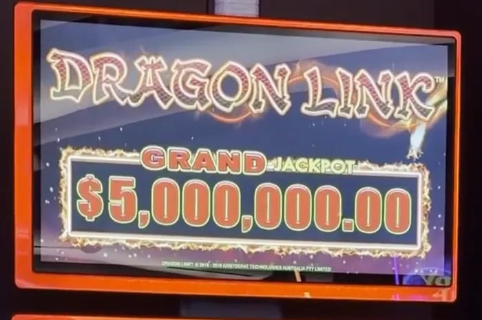 ラスベガスのギャンブラーが50ドルのスロットマシンで500万ドルを獲得!