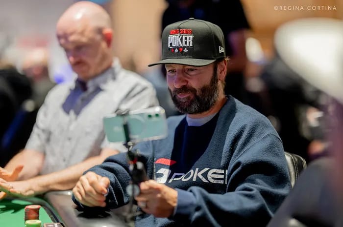丹尼尔·内格里亚努在WSOP $100K决赛桌上掌握巨额筹码