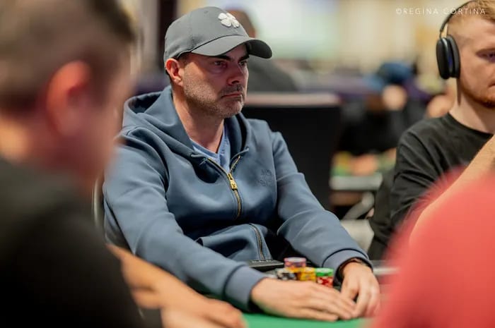 WSOP рдореБрдЦреНрдп рдЗрд╡реЗрдВрдЯ рдореЗрдВ рдРрд╕ рдмрдирд╛рдо рдХрд┐рдВрдЧ: рдмрдбрд╝реА рдорд╛рддреНрд░рд╛ рдореЗрдВ рдкреНрд▓реЗ рдореЗрдВ рджрд╛рдВрд╡